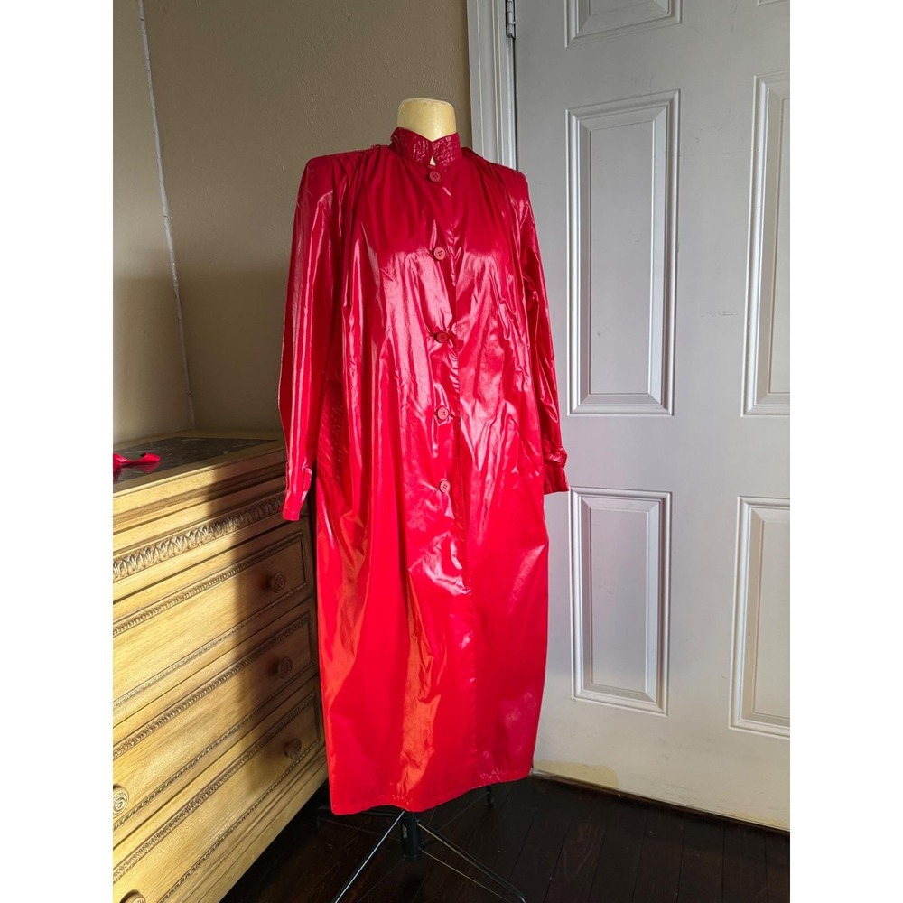 Vintage Cuddlecoat New York Red High Shine Trench Coat Mandarin Collar Belted - Picture 8 of 8